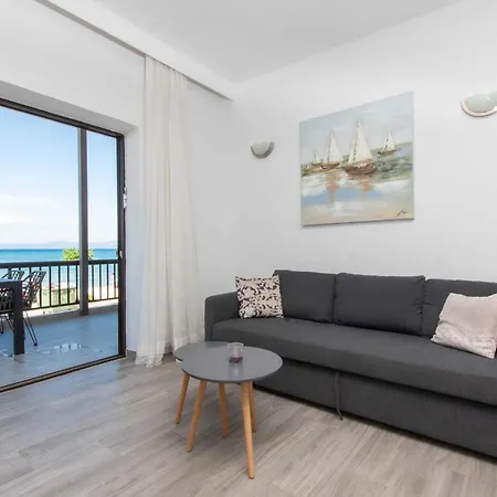 Houseloft Horizon Seafront Holiday home Pefkochori