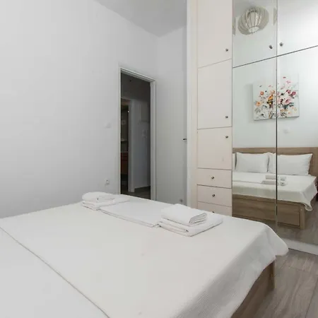 Houseloft Horizon Seafront Holiday home